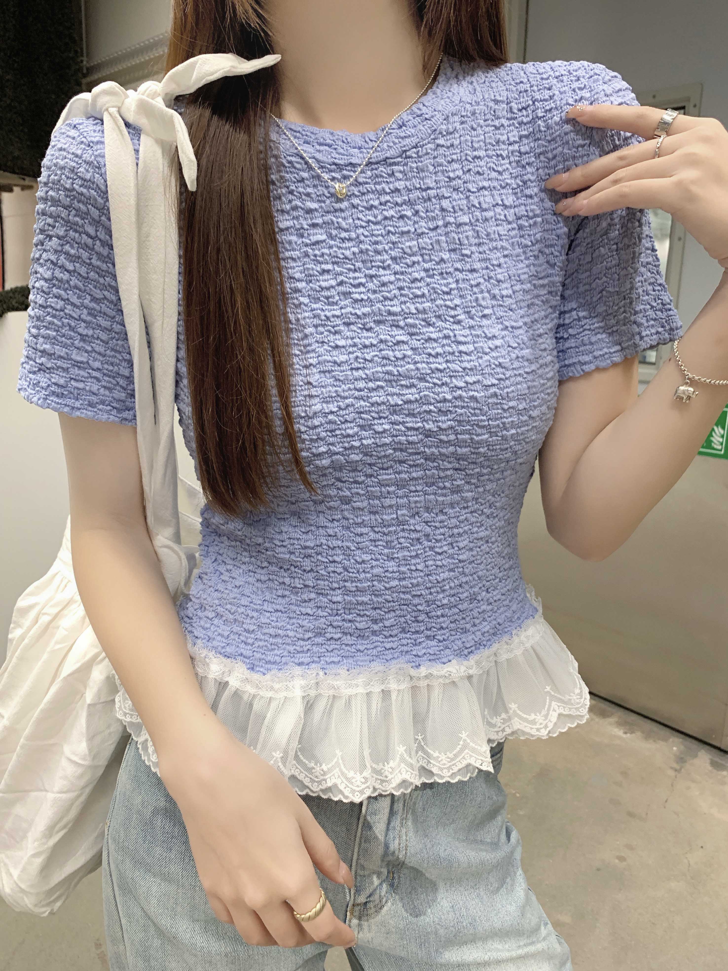 Lace lace splicing contrasting texture short-sleeved T-shirt for women in summer Korean style design versatile top