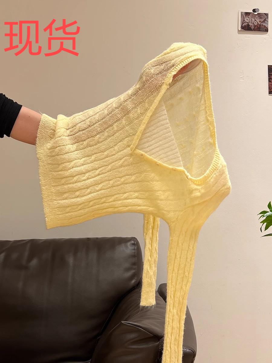 Yellow fake two-piece V-neck slightly transparent knitted base shirt for women in spring slim shoulder pad design pure color-blocking top