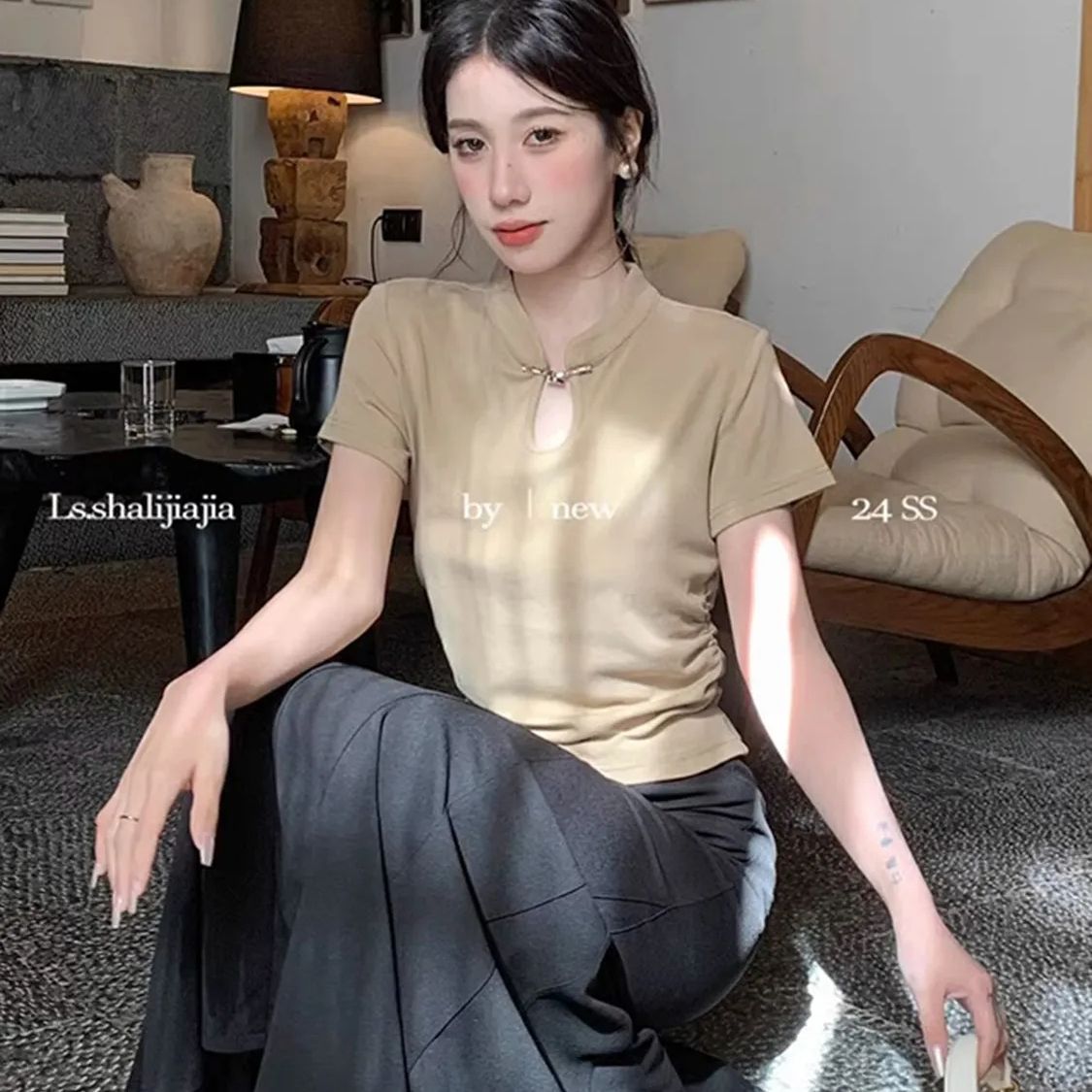 Chinese style white hollow stand collar front shoulder short-sleeved T-shirt for women in summer new waist-hugging slim top