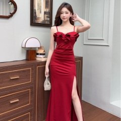 Real shot~One-shoulder suspender dress with high-end feel, waist-hugging slim hip-packing dress