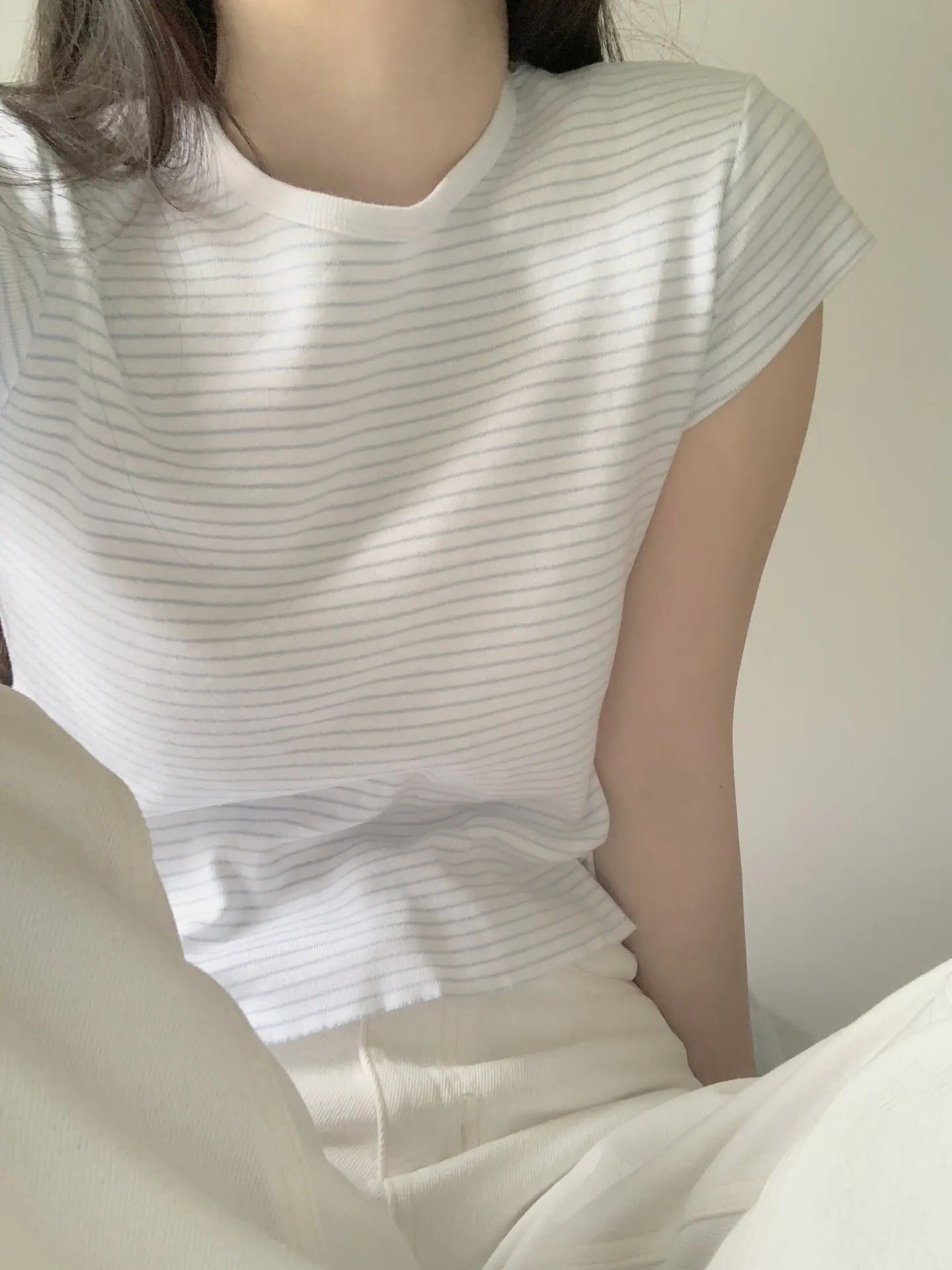 2025 original niche striped front shoulder short-sleeved T-shirt for women's summer shirt slim and slim and pure hot girl top