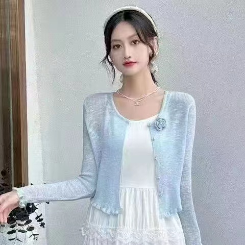 Korean style gentle three-dimensional rose pin pearl button thin knitted slim cardigan