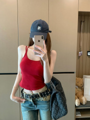 Real-life sleeveless suspender vest for women in 2025 summer wear outside and chest pad to wear beautiful back top