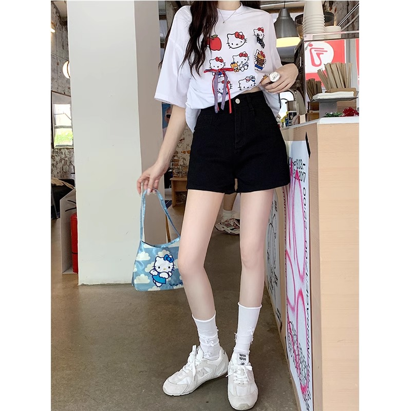 Black A-line denim shorts for women in summer 2025 new high-waisted large size loose slimming versatile wide-leg hot pants