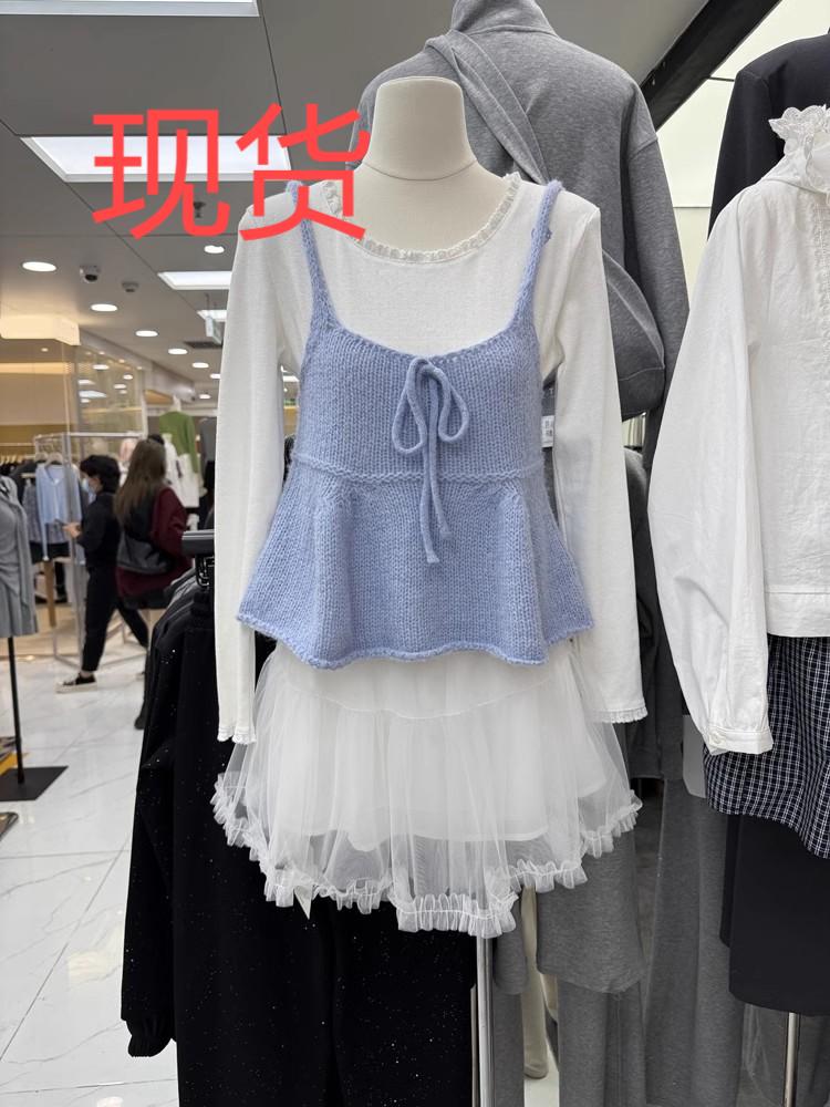 South Korea Dongdaemun Spring 2025 new Korean slim lace design age-reducing slimming versatile suspender sweater