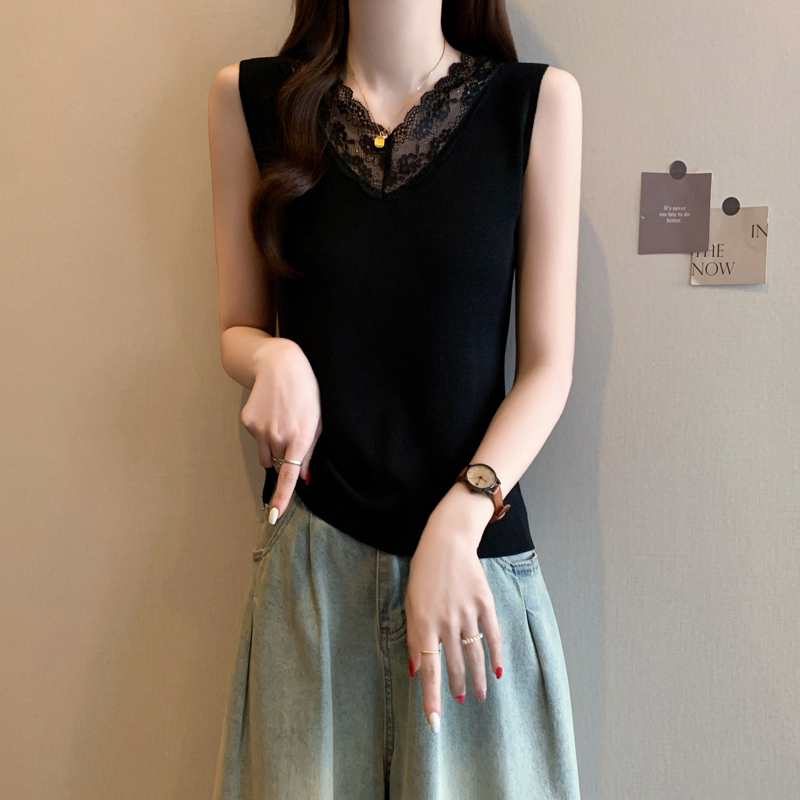 Real shot of 2025 large size slimming front and rear V-neck lace spliced ​​ice silk sweater sleeveless top for women versatile vest