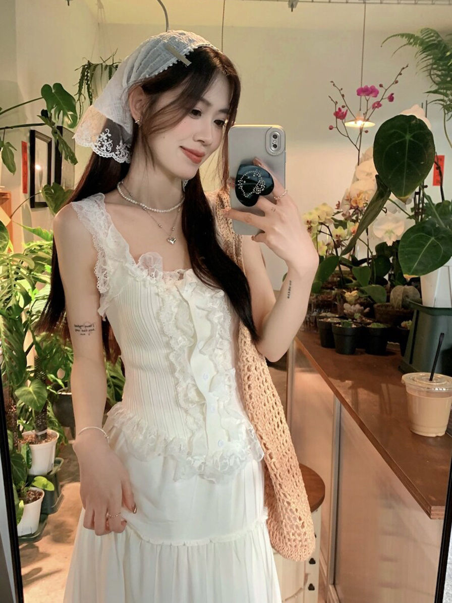 Set 2025 Spring and Summer New Ice Silk Knitted Lace Lace Sling Vest Top + Skirt Two-piece Set