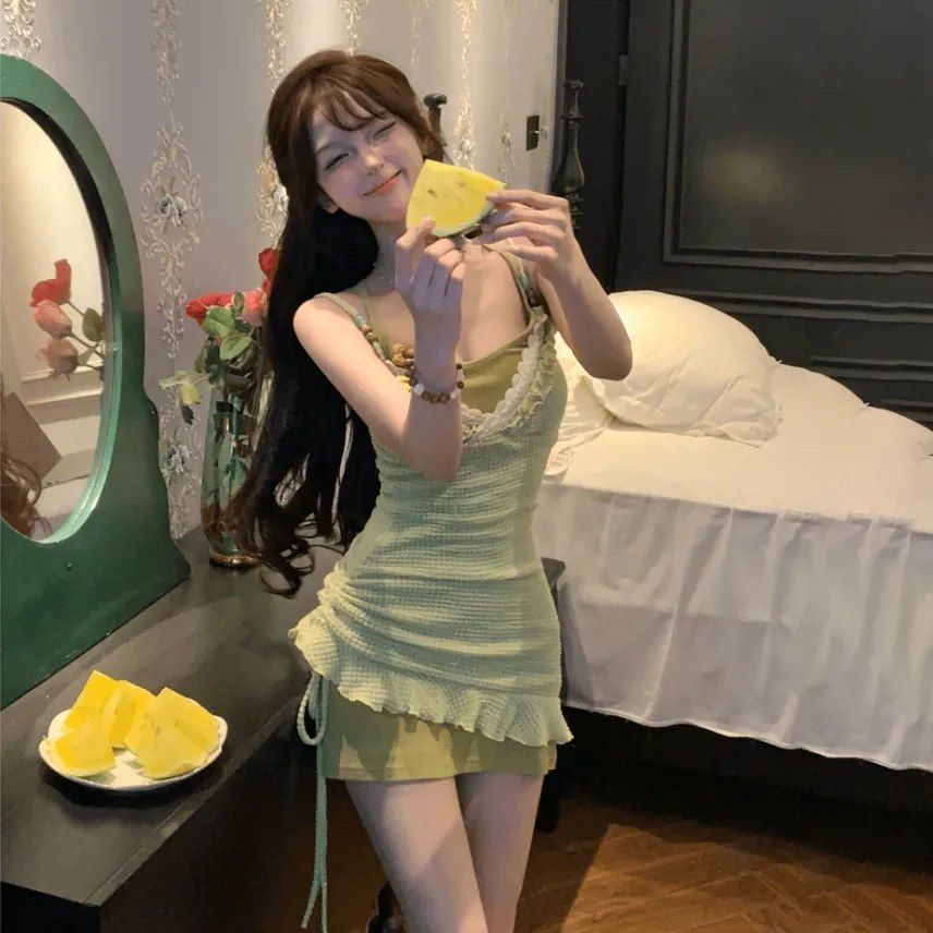 Slim and lustful girl style drawstring sexy avocado green suspender dress hot girl pure lustful two-piece set