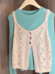 2025 spring outfit vest knitted vest suspender layered green inner bottoming shirt top women two-piece suit