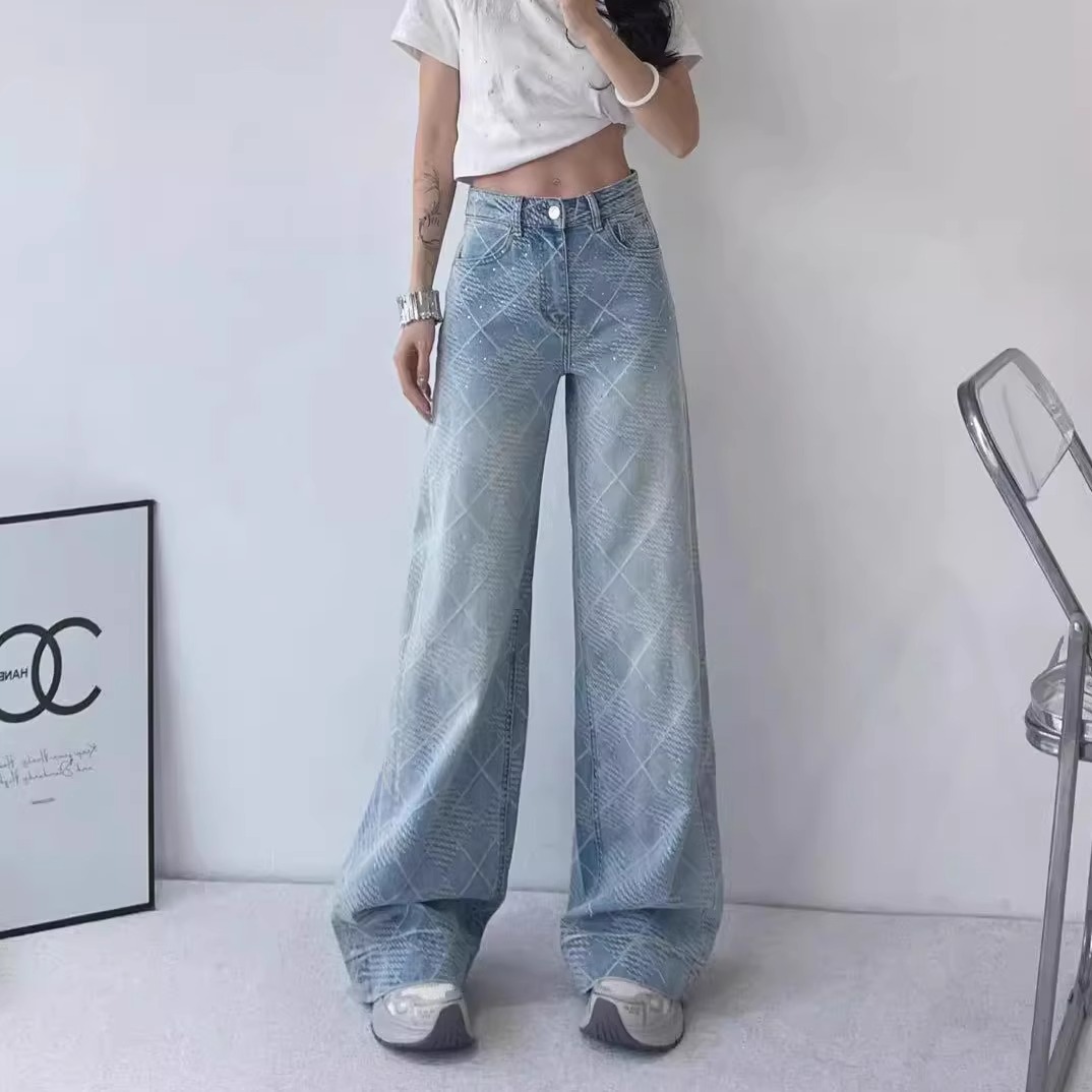Heavy Industry Diamond Spring New Light Luxury Fashionable Fat mm Design Slim Straight Jeans KX