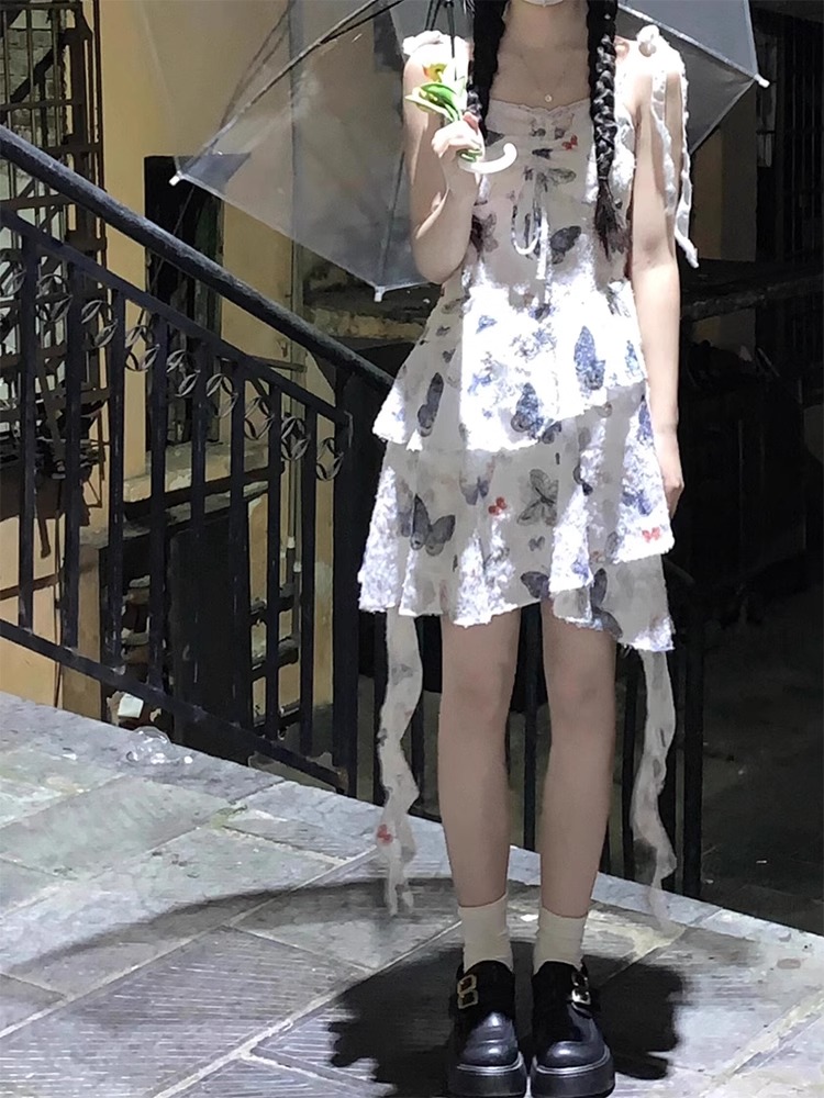 Seaside vacation style butterfly suspender halter neck dress for women summer small French retro irregular skirt long skirt