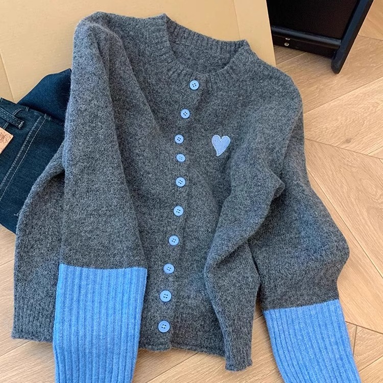 Super high-end and beautiful contrasting knitted cardigan jacket for women in autumn and winter, soft and unique gray sweater
