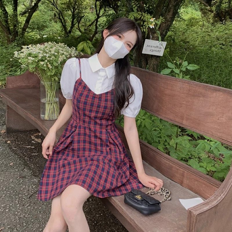 College style puff sleeve dress for women in summer texture high-end small temperament waist-hugging fake two-piece plaid skirt