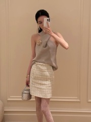 SMOL wears solid color cross-neck sleeveless knitted vest design with niche elegant temperament top