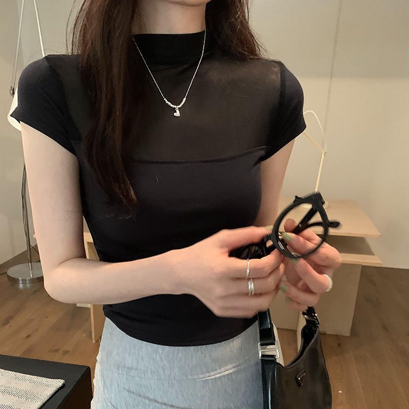 New slim fit and slim mesh lace splicing fashionable short-sleeved T-shirt niche tight breast sexy top