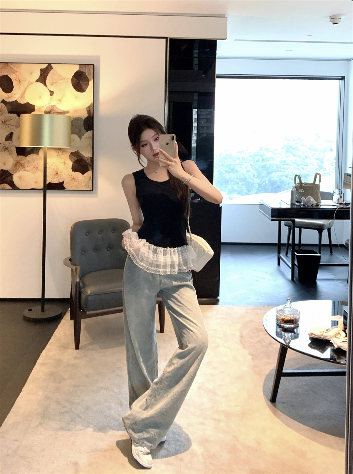 Real shot of round neck slim fit and slim ballet style cotton lace vest T+ jeans women's suit