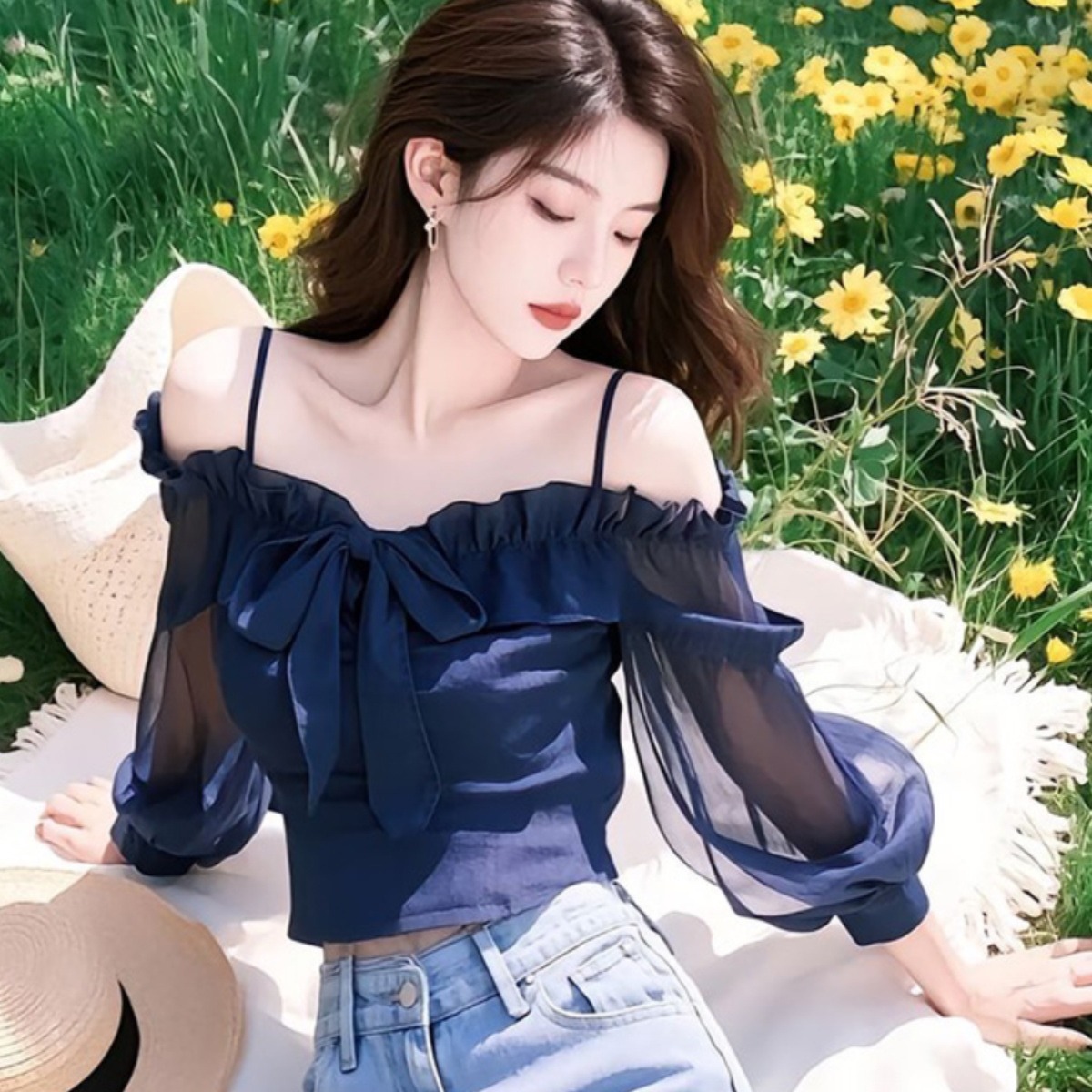 French beautiful chiffon shirt women's 2025 spring new style socialite bow off shoulder-mounted beautiful short top