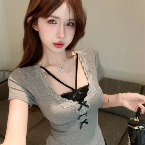 Shipped Rib Two-piece Fake Bow Short Sleeve V-neck T-shirt Slim Hot Girl Top