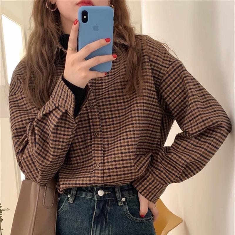 Underwear shirt for women in autumn and winter retro houndstooth shirt jacket Korean small man bottom layer top