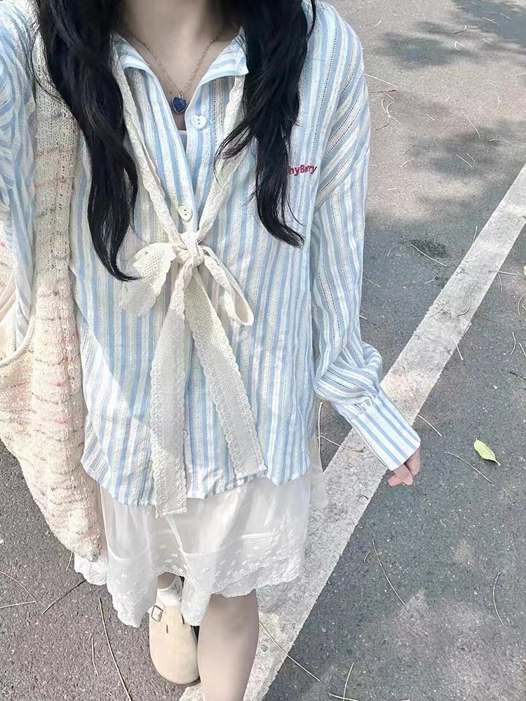 Bow tied sunscreen shirt for women for women's autumn thin coat Korean cardigan with unique and beautiful striped top