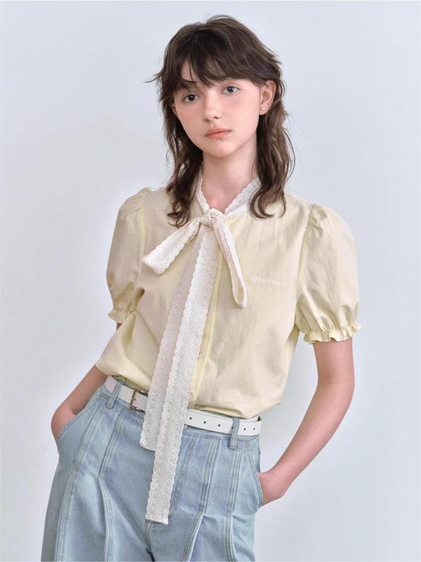 2025少女」蕾絲蝴蝶結襯衫泡泡袖花邊襯衣甜美風