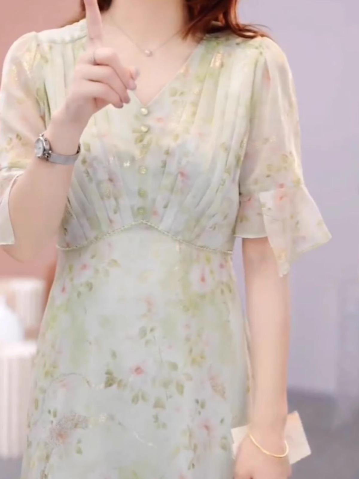 High-end, elegant and high-end chiffon floral dress in summer Guangzhou 13-line women's clothing noble temperament