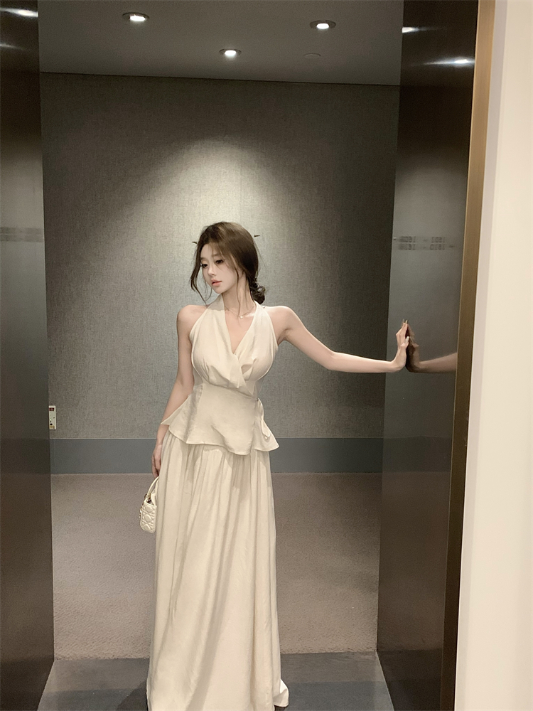 Shot New Chinese Style V-Neck Strap Top + Elegant Large Skirt Hem Dress Simple Set