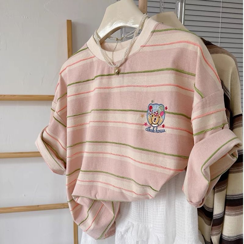 特大碼300斤粉色條紋小熊刺繡短袖上衣女夏季2025