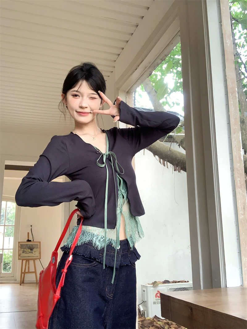 實拍  早春短款V領系帶短款撞色修身拼接蕾絲假兩件上衣