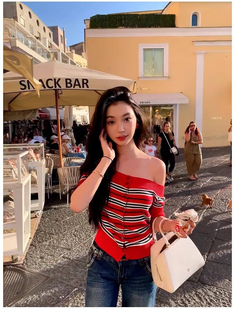 Yi Mengling same style one-shoulder retro striped wool sweater for women 24 autumn elegant temperament slim cardigan top