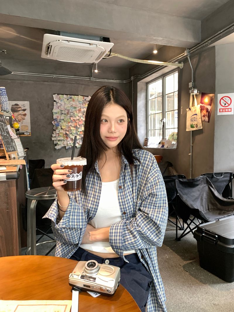 Real shot 2025 Korean retro lazy style blue checked long-sleeved shirt women's casual top sun protection jacket