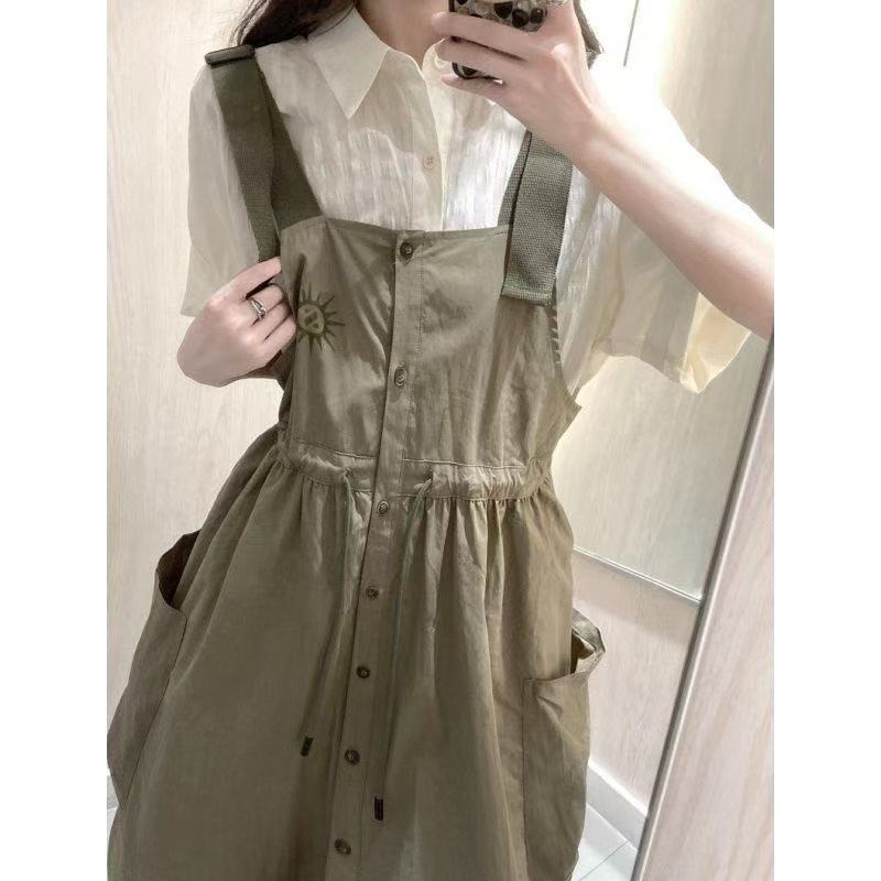 A small breast-style dress with a shirt, strap skirt, sweet and super hot and high-end suit skirt, two-piece set, sweet and cool