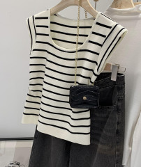 Shipped Knitted suspender vest for women new summer wear short U-neck sweet striped sleeveless T-shirt