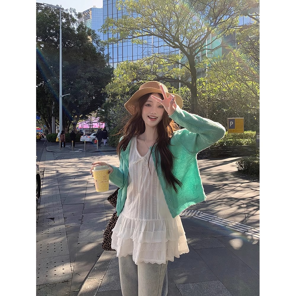 Original fabric Korean dopamine loose lace suspender vest for women's spring new fashion