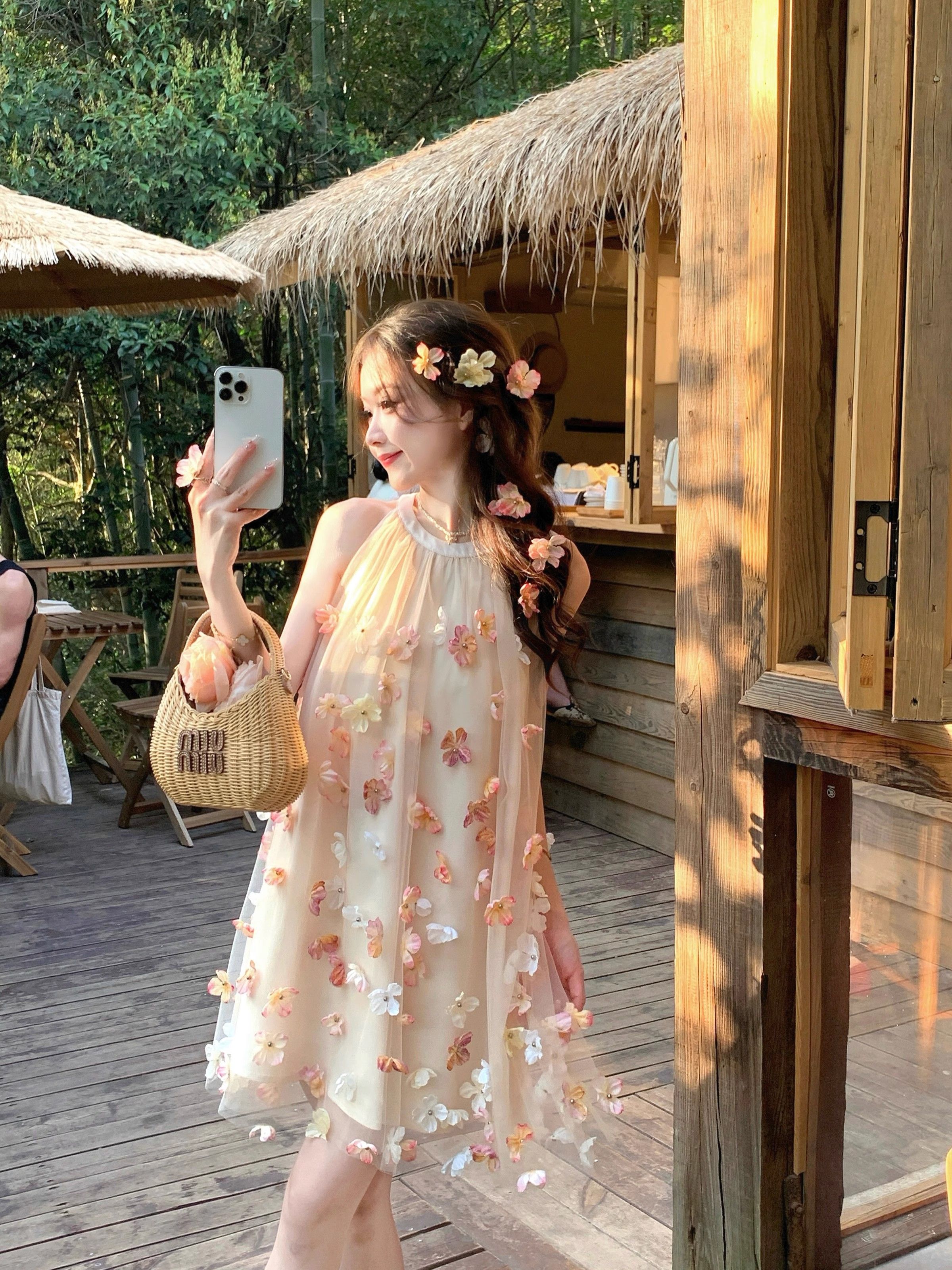 French pink floral neck dress for women summer 2025 new small and gentle beach waist-hugging vacation skirt
