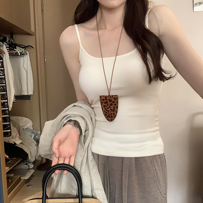 Real photos of breasts with chest pads and sleeveless suspenders for women 2025 summer inner slim and beautiful back small suspenders top