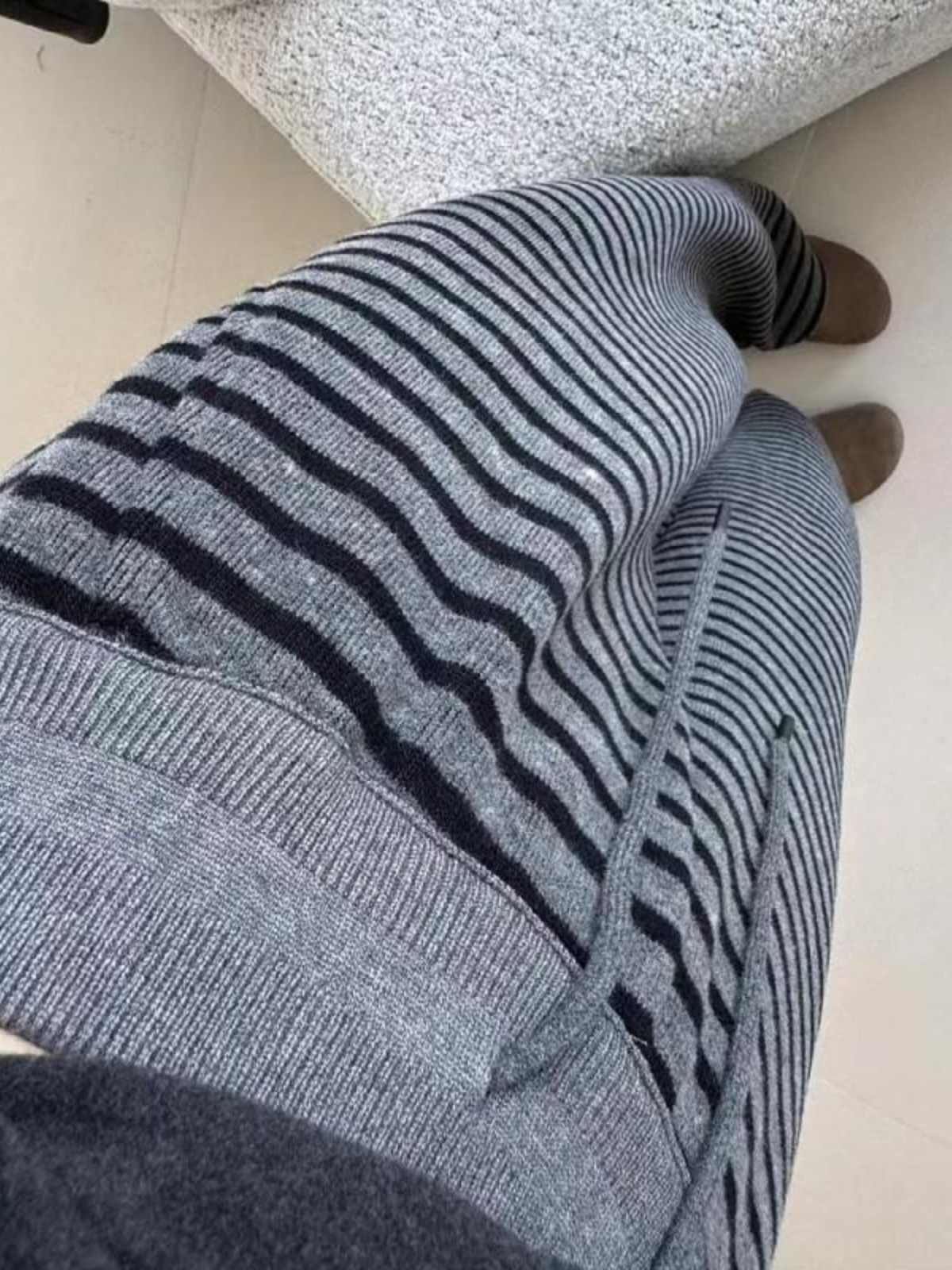 Large size fat mm striped wide-leg pants for women 2025 spring new drawstring elastic waist plus velvet straight sports casual pants