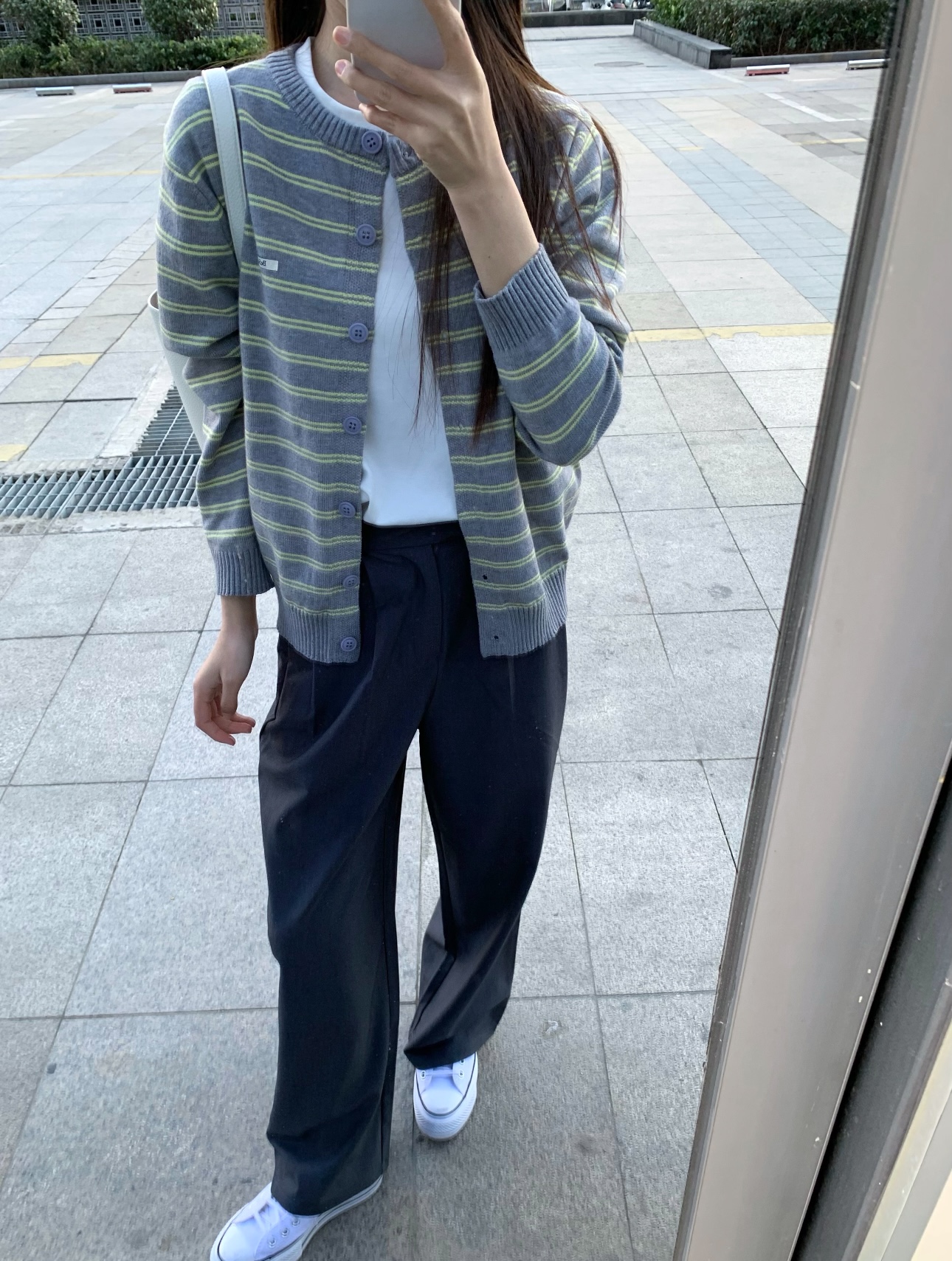 春秋穿搭復古圓領撞色條紋開衫簡約百搭單排扣針織衫2025春秋新款