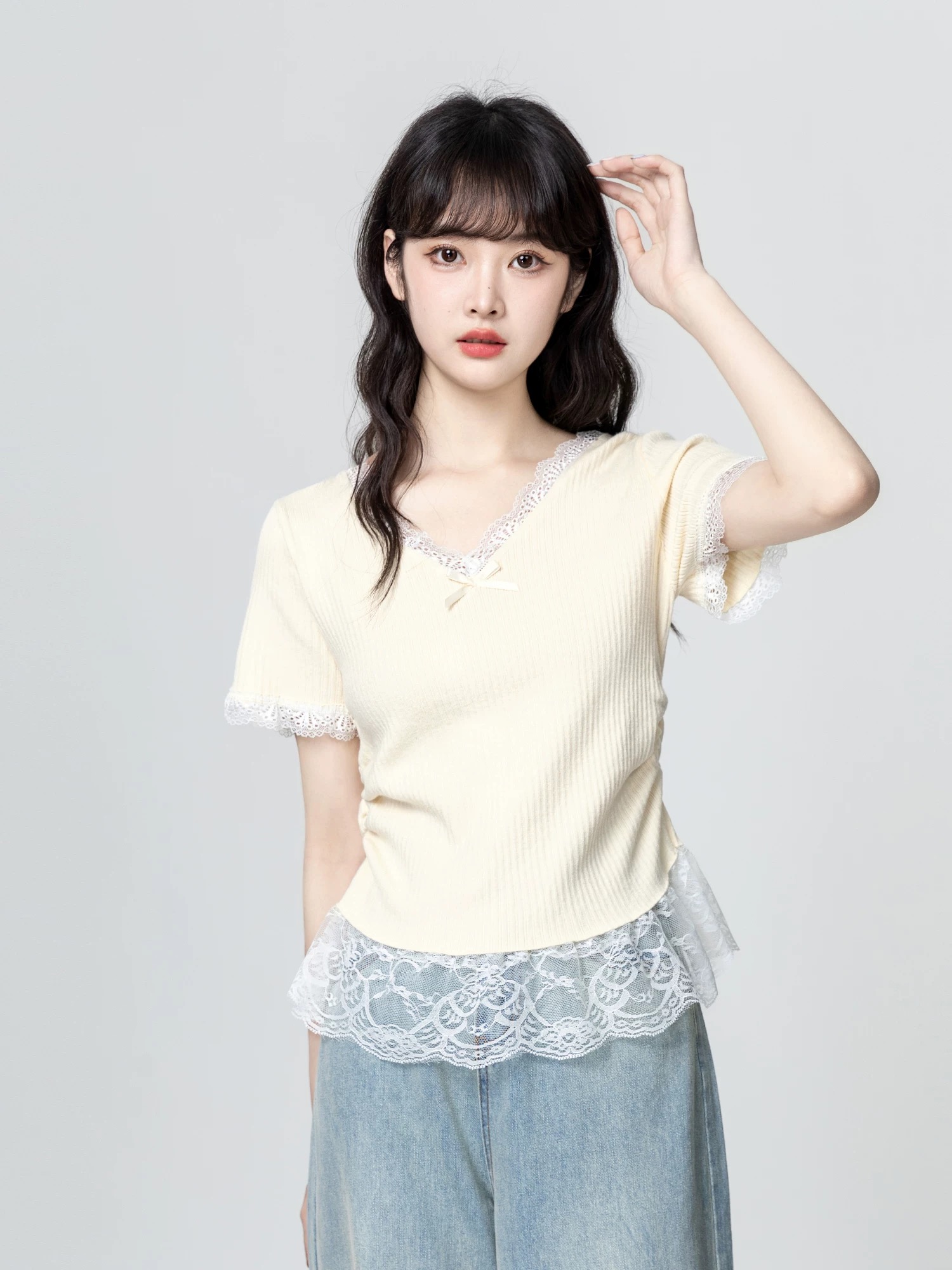 純欲v領蕾絲蝴蝶結短袖t恤女2025夏季款冰絲針織衫法式裙擺小上衣
