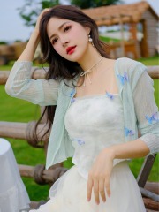 純欲甜辣妹性感抹胸小上衣女夏季冰絲防曬針織開衫外搭吊帶