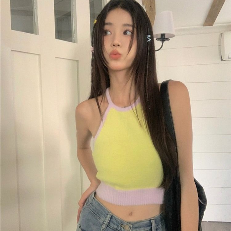Shipped Backless knitted small suspender vest for women in summer halter neck scheming hip-cover skirt niche design sense