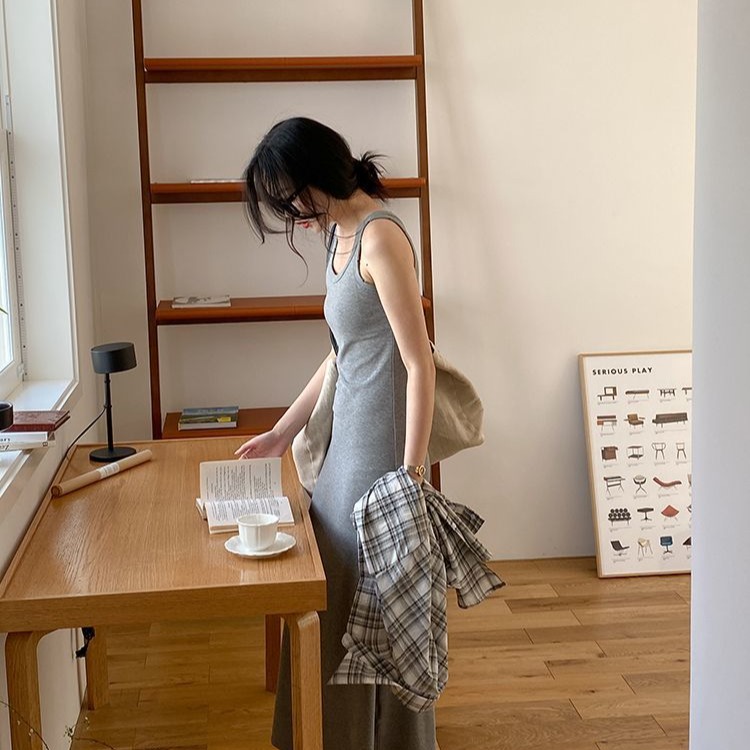 Shipped U-neck vest dress 2025 summer new casual lazy slim draped inside long skirt