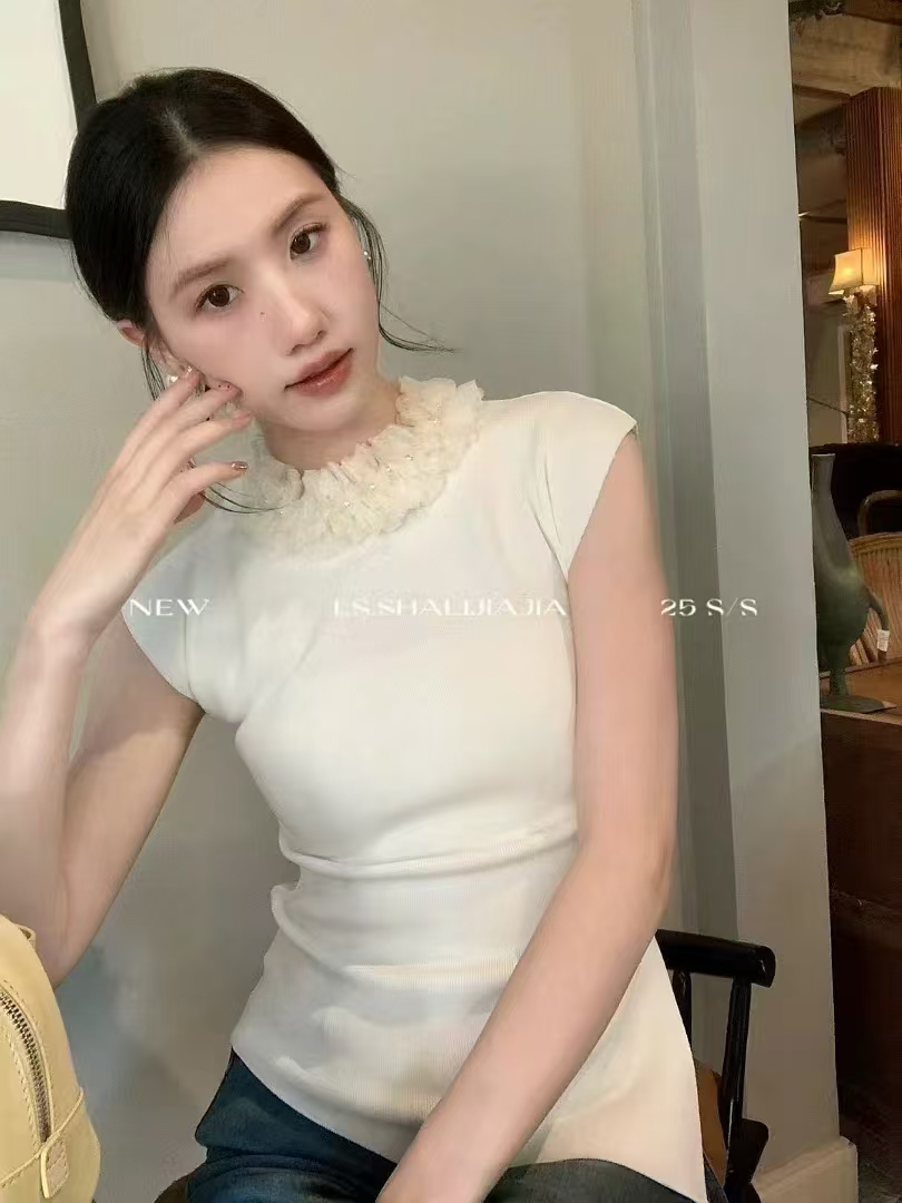 LS氣質蕾絲木耳邊針織無袖上衣女2025春夏抽褶收腰修身法式上衣