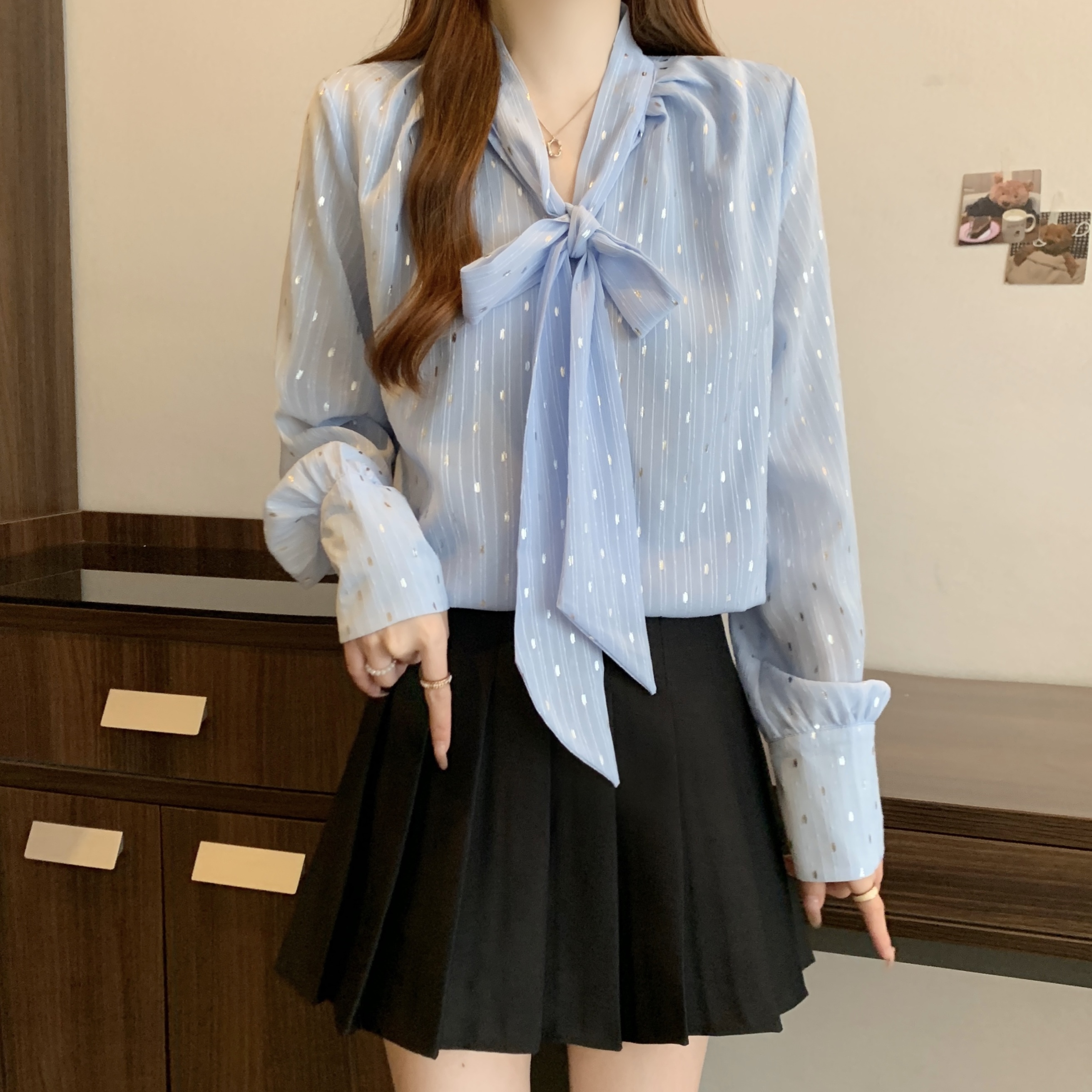 Real shot Large size fat MM Zhang Ruonan same style with streamer bow French retro shirt top