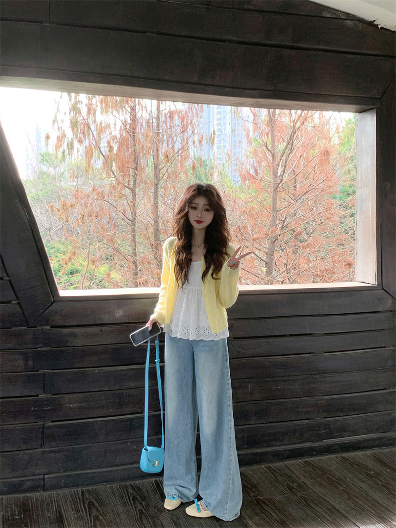 Real shot # Korean doll shirt sleeveless top hollow hook suspender vest women + versatile knitted cardigan