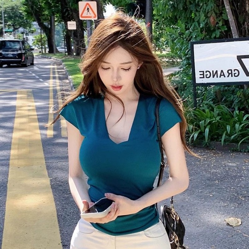 Quality 2025 new lake blue v-neck short-sleeved T-shirt for women pure sexy hot girl tight shoulder top