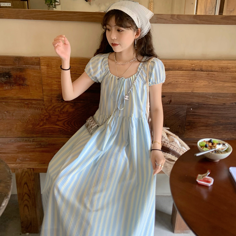 French temperament, waist-hugging, slightly fat and slim striped dress for women, spring 2025 new light luxury high-end long skirt