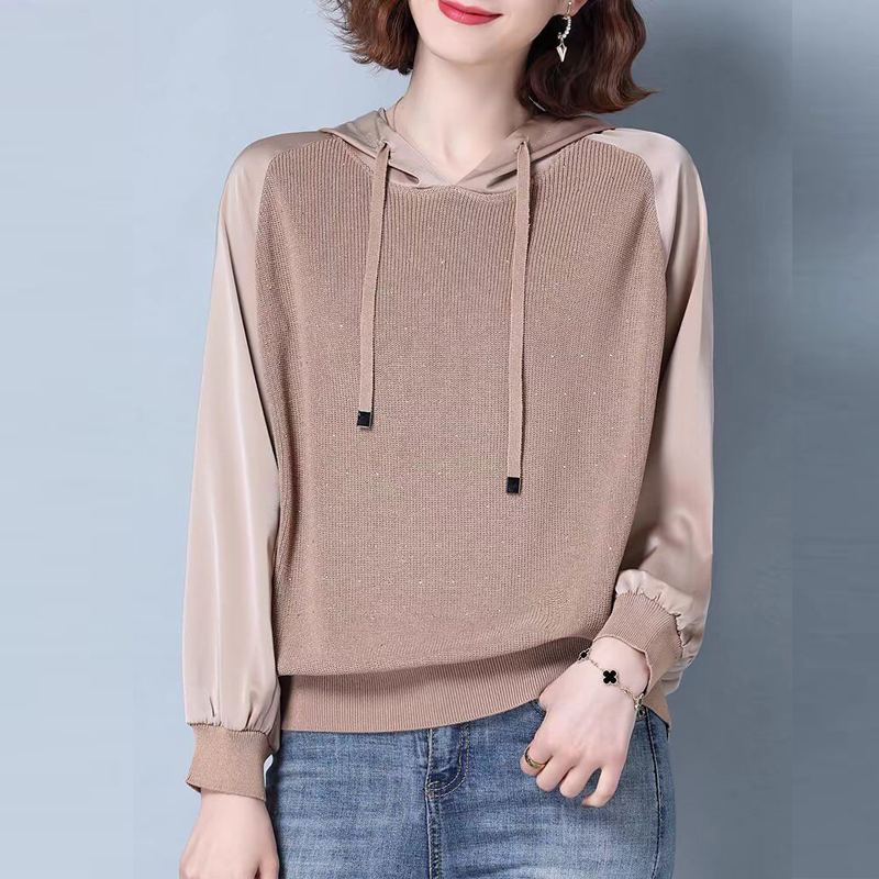 Fake two-piece hooded sweatshirt for women in autumn 2025 new women's fashion fashionable age-reducing splicing top