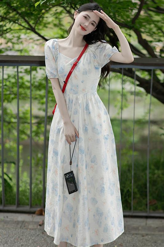 Coffee break French retro gentle style sweet high-end temperament floral dress 2025 summer new style