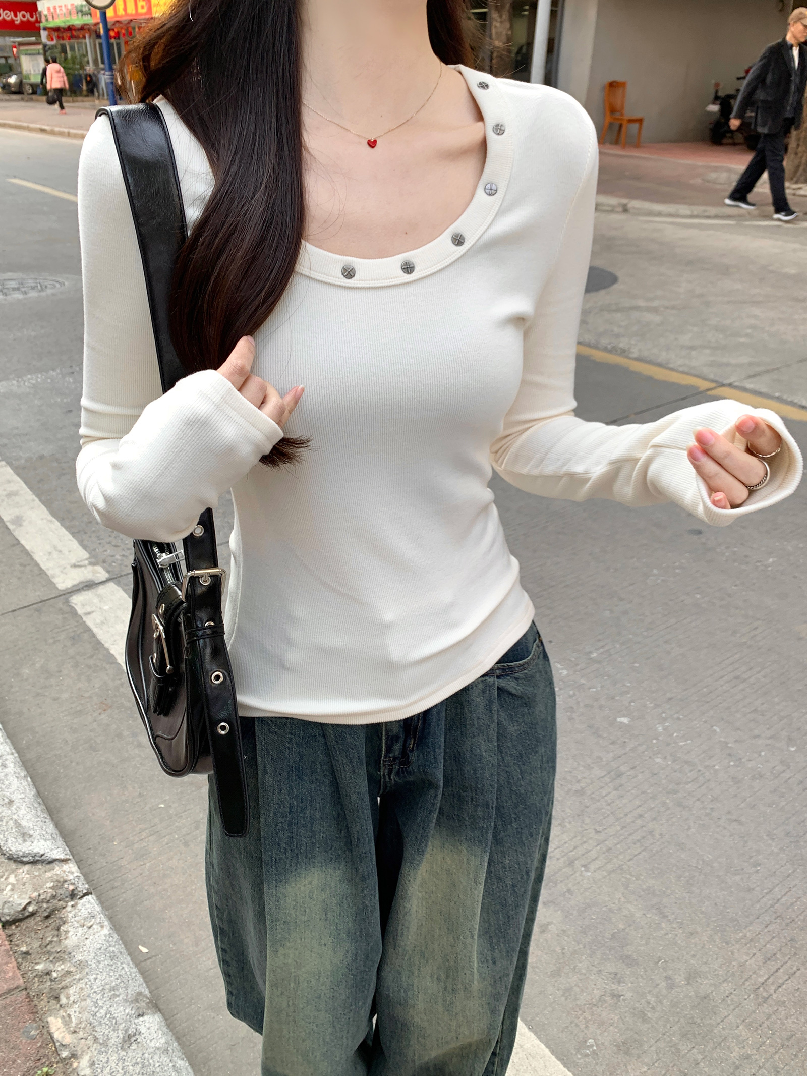 Real photo of cotton 260g long-sleeved T-shirt for women 2025 new rivet design slim base shirt round neck top